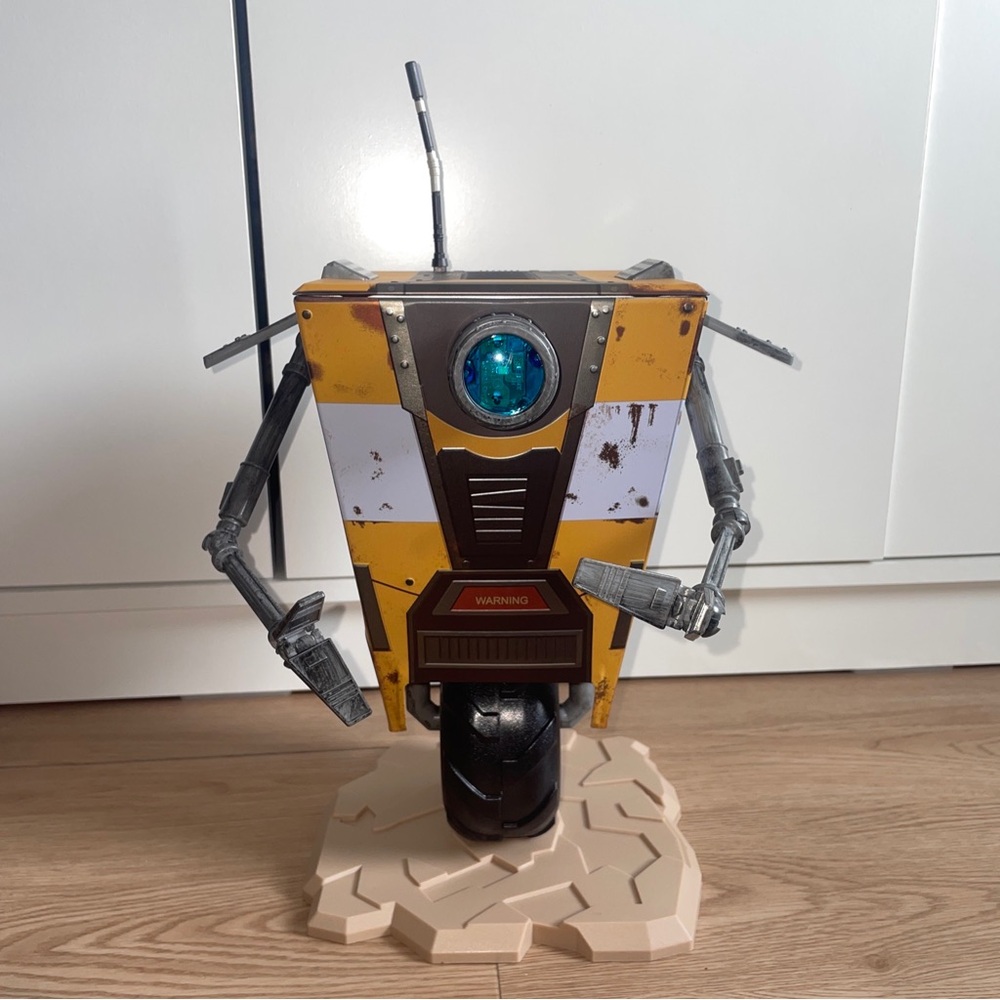 Borderlands Movie 2024 Claptrap AMC Exclusive Popcorn Bucket NEW SHIPS FAST